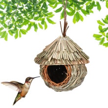 Hummingbird Nest House, Natural Reed Grass Bird Hut, Handcrafted Hut for Bird Lover, Garden Decorations, Backyard Birding and Wildlife