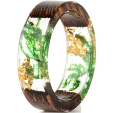 Aliança de casamento/aniversário em resina acrílica transparente de 8 mm com estilo oceânico e detalhes em madeira.