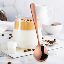 Lille rosaguld mini ske i rustfrit stål – dessertske, sukkerske, honningske, saltske (1 stk.)