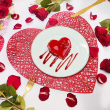 manteles individuales y posavasos de 38 cm (15 pulgadas) para el Día de San Valentín - Posavasos de corazón rojo con diseño de amor, ideales como