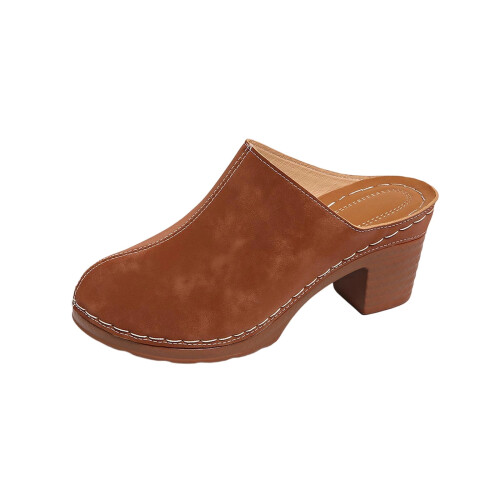 Καφέ Γυναικεία Slip On Clog Mules με Τακούνι, Στρογγυλή Μύτη και Δερμάτινο Άνω Μέρος με