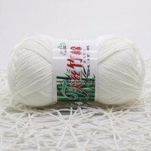 Filato morbido in gomitoli di lana di cotone per lavori a maglia fai da te: sciarpe, cappelli, coperte, abbigliamento; delicato sulla pelle, di alta