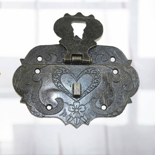 Vintage Padlock with Key, Latch Style, 4 Pieces 2