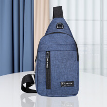 Kleine Umhängetasche – Geräumige Brust-/Schultertasche mit Kopfhöreröffnung, ideal für Reisen und Wanderungen