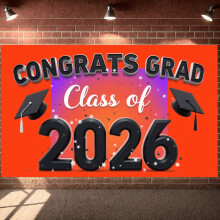 Pancarta roja de graduación con estampado de estrellas y letras universitarias, Clase de 2026. Fondo para fiesta de graduación de