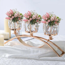Dreiarmige Kristall-Teelichthalter, elegante Kerzenständer aus Metall in Bogenform als Tischdekoration für Valentinstag, Hochzeit, Party und