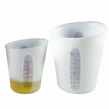 Set of 2 Measuring Cups with Graduated Markings Accurate Measurement Tools 250ml and 500ml Silicone Mixing Cups