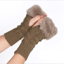 Winter Thermal Half Finger Gloves for Outdoor Sports and Cold Weather Activities with Touchscreen Compatibility