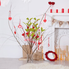 Artificial Berry Floral Pick Heart-Shaped Red Pink 1pc