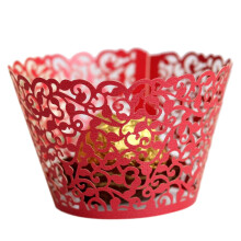 50 caissettes à cupcakes décoratives, motif ajouré, rouges, idéales pour les mariages, les anniversaires et autres fêtes.