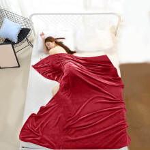 Oversized 47x78in Microfiber Flannel Blanket – Soft, Warm, Washable, Elegant Red Design for Bedroom/Living Room
