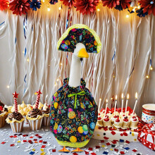 4-Pack Happy Birthday Party Costume Set with Hat, Adjustable Drawstring, Easy Clean – Compatible with Kids' Birthday Celebrations