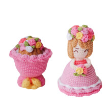DIY Crochet Bridal Bouquet Doll Kit – Handmade Wedding Flower Doll, Double-Sided Knitting Craft for Bridal Shower or Graduation (0.18 lb,