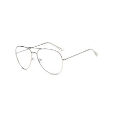 Óculos de Sol Polarizados para Férias - Armação Elegante com Estilo Praiano