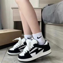 (36) Panda Skate Shoes for Women - Black & White