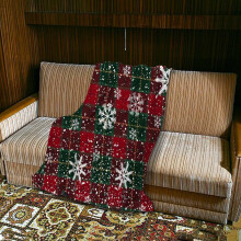 Christmas Throw Blanket – Red Holiday Flannel Blanket with Xmas Tree Polka Dots, Compatible with Home, Office & Bedroom