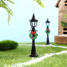 4-Pack Mini Decorative Street Lamp Posts for Dollhouse, Plastic Christmas Lights for Home Holiday Decor