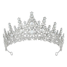 Zlatá a fialová kamienková kráľovská tiara