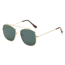 Casual Street Polarized Ατσάλινα Σκιάδια - Luminous Accents Φωτίζουν τους Περίπατους στην Πόλη