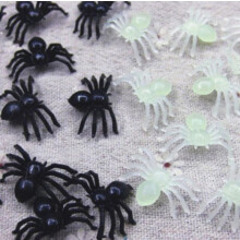 Mini Kunststoff-Spinnen-Schreckspielzeug - 25g, 2,1*1,4cm, Partydekoration