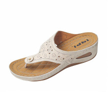 White Women's Summer Wedge Sandals, Lightweight & Breathable, Open-Toe Beach Flip Flops – Size 43, Compatible with Casual Wear