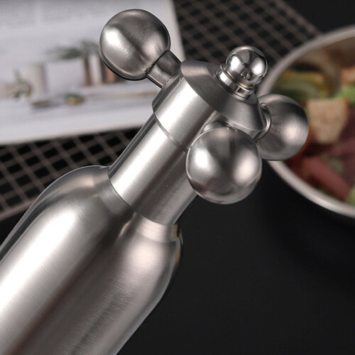 Manual Grinding Bottle 304 Stainless Steel Adjustable Coarseness Mill Kitchen Essentials (Silver) 2