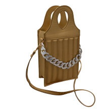 Bolso bandolera elegante de piel sintética para mujer, mini bolso de mano moderno y ligero con cierre magnético y correa ajustable y desmontable.