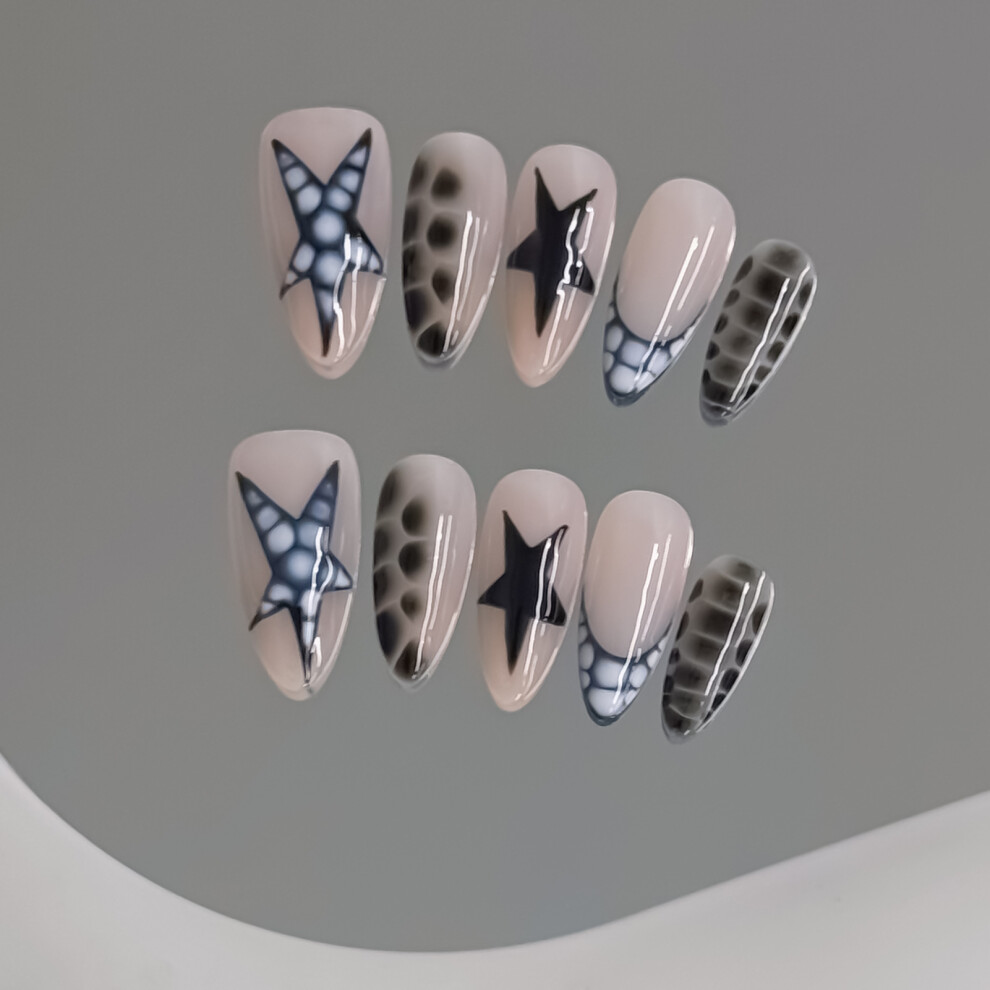 Reach-Tools (L) 10Pcs Star Oval False Nails Retro Design
