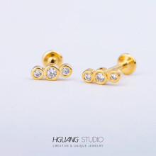 Stainless Steel Micro Pave Clear Cubic Zirconia Cartilage Earrings for Women Men Flat Back Earring Flat Round 6mm Pin: 1.2mm