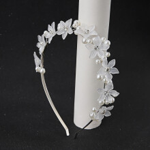 (Silver) Flower Pearl Headband - Luxe Hair Accessory