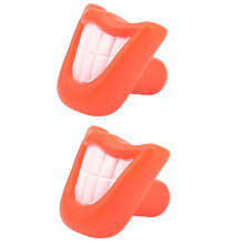 2X Divertente Cucciolo di Cane da Compagnia Masticare Suono Squittio Risatina Sorriso Labbra E Denti Posare Il Giocattolo Rosso