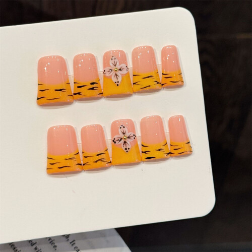(M) 3D Floral Tiger Print Press-on Nails, 10Pcs 1