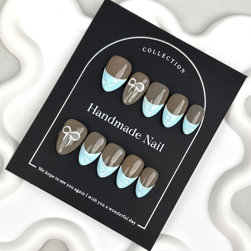 Dachuang Beauty Blue (S) Glossy Short Fake Nails With French Tip, Reusable
