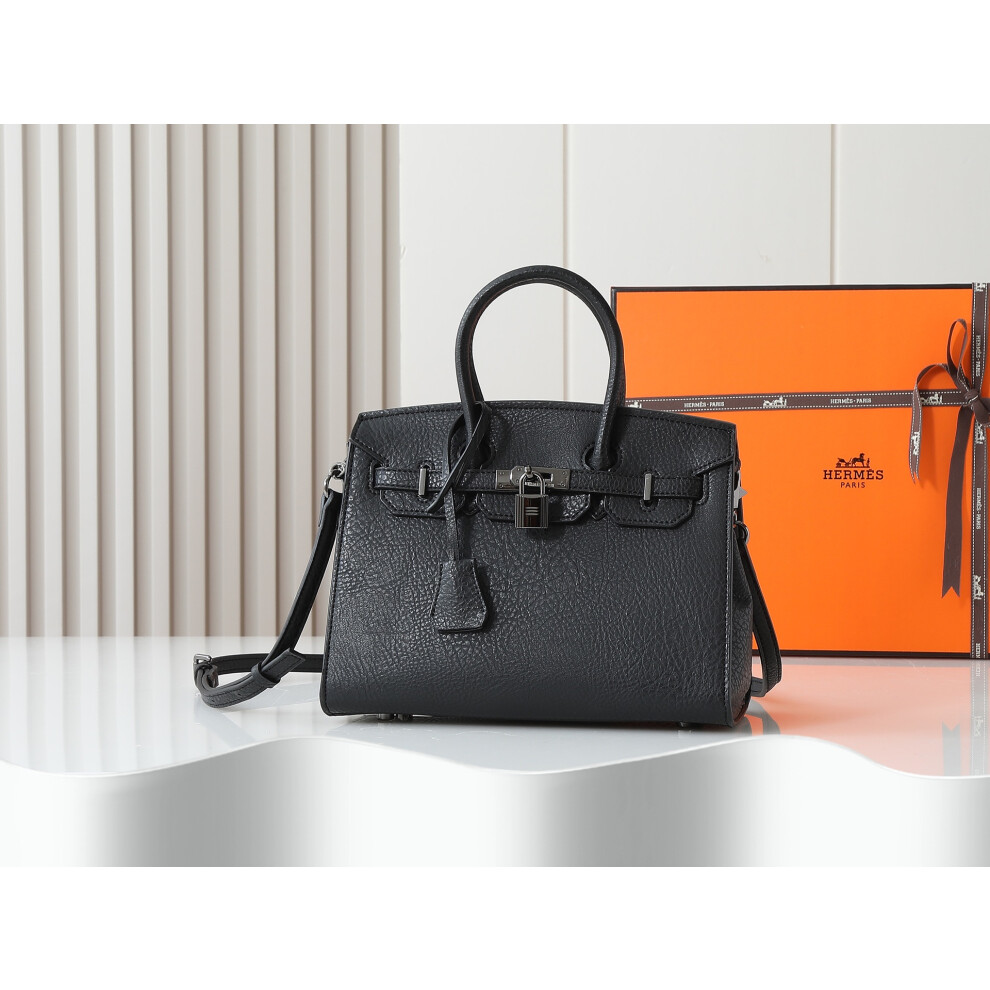 Xhrain Hermès Birkin 25 Togo Gold Hardware Bag Black