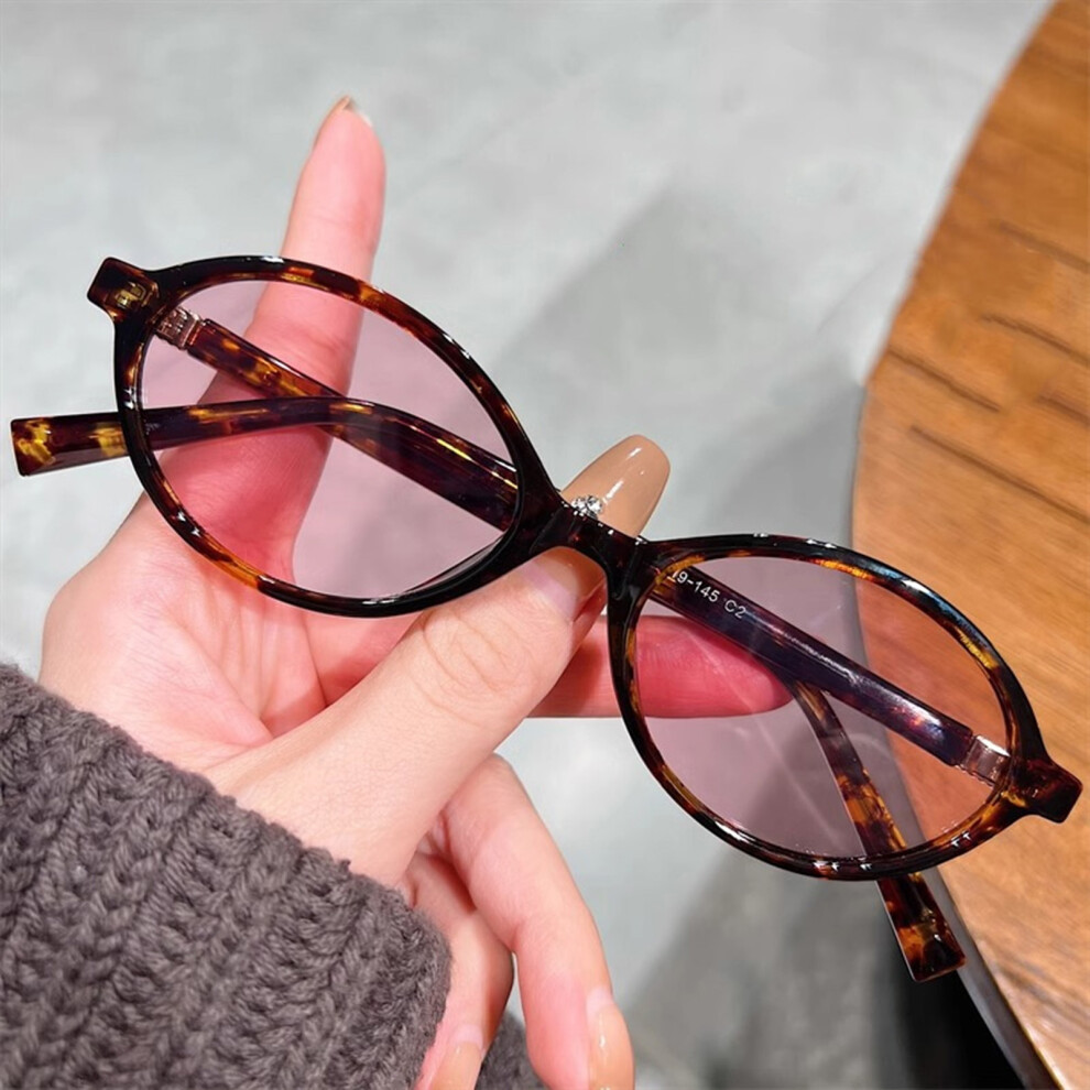 Dachuang Beauty Purple (Leopard ) Trendy Oval Sunglasses For Women & Men