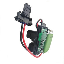 Uuden automaattisen lämmittimen puhallusmoottorin vastus 7701046061 Blower Control Resistor
