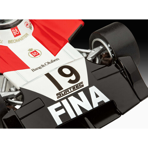 Revell Revell 07739 Surtees TS16/03 1:32 Model Kit 1