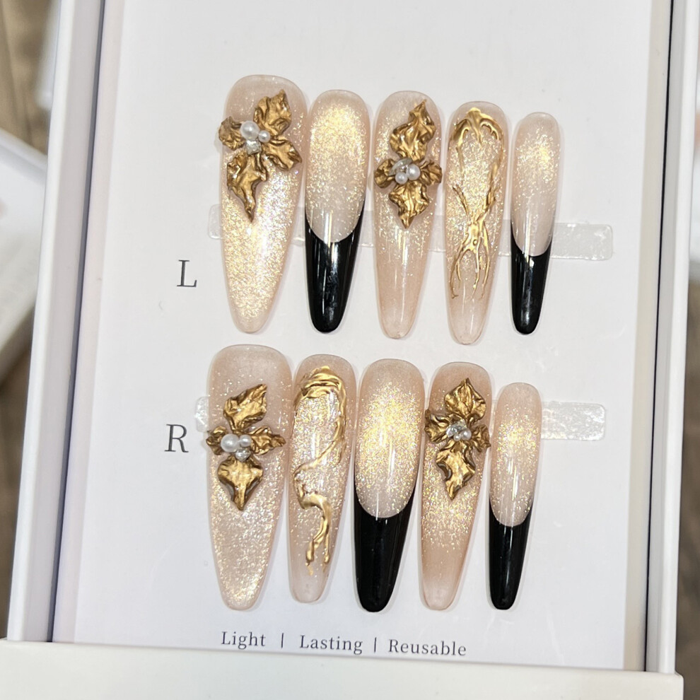 Dachuang Beauty (M) Gold Cat Eyes Stick-On Nails For Women & Girls