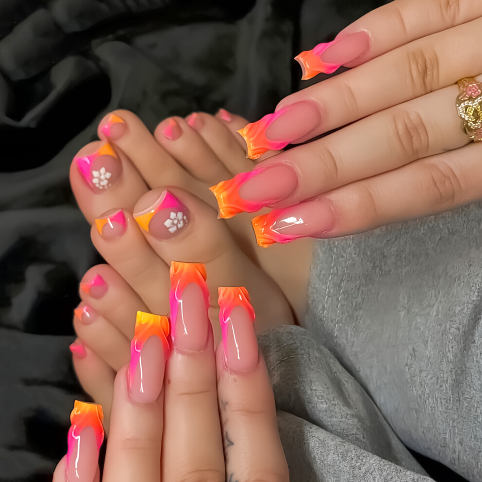 Dachuang Beauty 48Pcs Rhinestone Fake Nails Set For Women