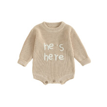 (0-3 Months, Beige) Macacão infantil para bebê menino, manga comprida, gola redonda, com bordado de letras.