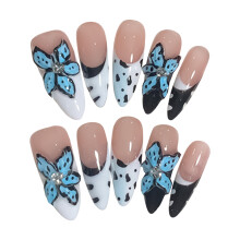 (M) 10PCS Pink French Tip Press On Nails Reusable