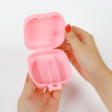 (Pink, S) Travel Soap Tray - Washable & Drainable