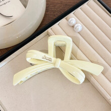 (1) Elegant Bow Hair Clip for All Hair Types