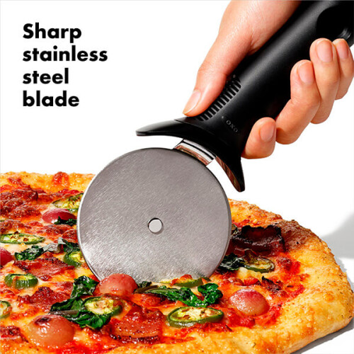 OXO Good Grips Pizza Wheel 1
