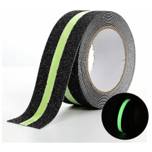 Phosphoreszierendes, rutschfestes Klebeband 5 m x 5 cm, für mehr Sicherheit auf Treppenstufen.