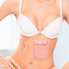Undercover Bra Wallet Lanyard rosa 14 x 10.5 cm