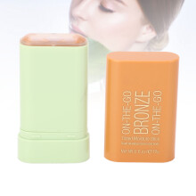 03 Rich Glow 19g Stilo illuminante per contouring opaco