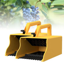 2PCS Berry Picker with Comb, Easier Berry Picking and Harvesting Tool, Blueberry Rake Blueberry Comb Ergonomic Handle