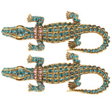 2 Stück Vintage Cartoon Aluminium Broschen 69x22mm Stilvolle Modeaccessoires