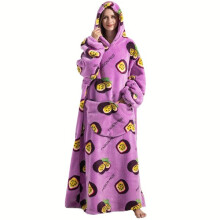 Extra langer und übergroßer Deckenhoodie mit Ärmeln und Taschen aus weichem Fleece, ideal für drinnen und draußen.